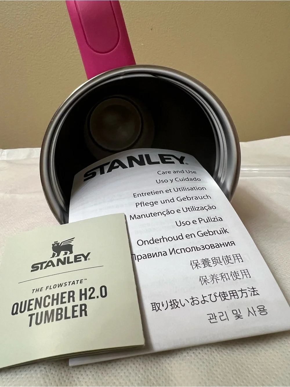 Stanley Quencher H2.0 - 40 OZ Tumbler NWT - Picture 9 of 9